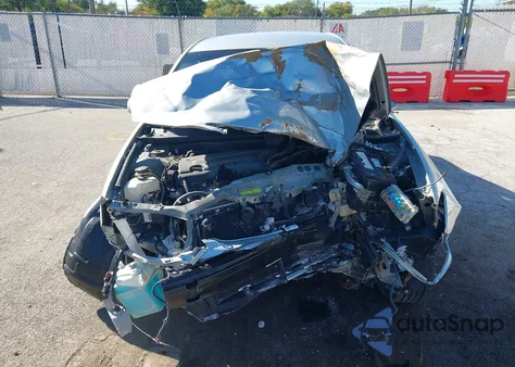 2005 Toyota Camry Le из США, поврежденный, VIN 4T1BE32K35U394728